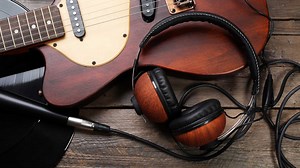 7 best headphones for guitar: from budget to professional