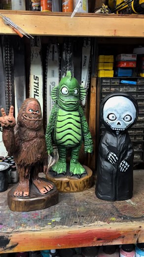 The Creature from the black lagoon and all of his friends meet up! The Sasquatch and creature, will both be available on my eBay shortly. #creaturefromtheblacklagoon #monster #chainsaw #carving #fyp