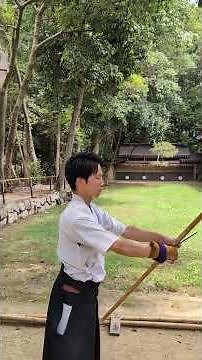 #白鳥神社弓道場 はどなたでも利用可能。経験者の方は100円。道具の貸し出し500円（久しぶりに弓を引く方は教室へ）、初心者教室2,000円/2時間、観光体験などもあります😊 #弓道 #kyudo