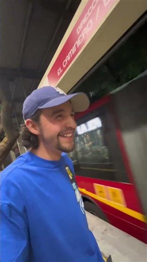 Ya estoy soltero 😵 #novia #bromi #metrobus