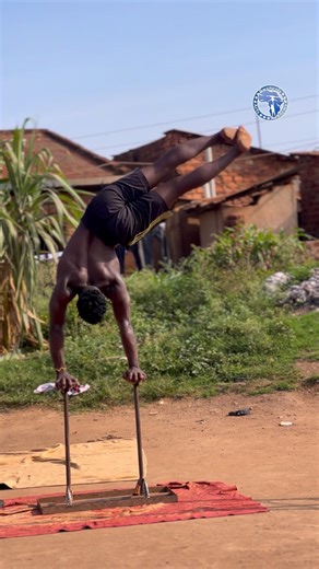 Handstand / acrobatics 😱