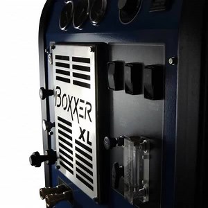 Boxxer XL from HydraMaster Invest in your unlimited future. There is no cleaning or restoration job too challenging. Water Conservation System You get uncompromising performance in a high level dual wand power-packed truckmount from the Boxxer XL. Incorporating time tested “best concepts” in design and engineering provides built-in reliability. Yet the Boxxer XL provides innovative and industry- first features that place it on a level previously unachieved for a machine in its class. Utilizing t