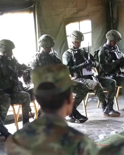 ©️ραƈιϝιϙυҽ🇷🇼 | The Army is structured to conduct operations independently and in conjunction with other RDF Services. It also develops and maintains the... | Instagram