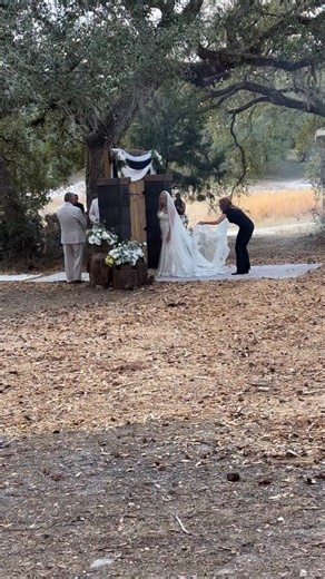 Grateful to get to share these once in a lifetime moments with another bride and groom on their special day! Love DJ'n weddings and I'm thrilled to have a bunch of them already booked this year. Brides to be, future husbands, and wedding planners DM for quotes and availability | Davy Rolando