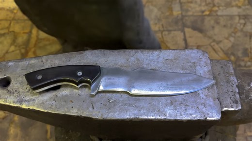 How steel rods were forged into a Damascus knife step-by-step