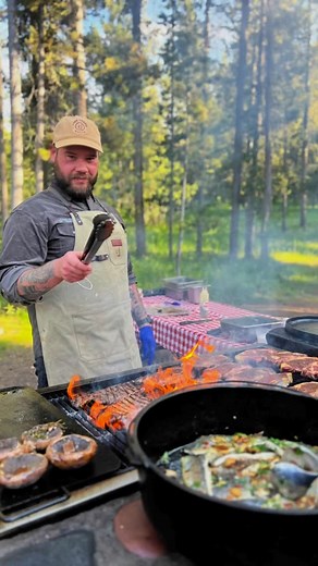 Lost Creek Ranch & Spa | Jackson Hole Guest Ranch on Instagram: "We had the absolute pleasure of hosting the ranch owners—former guests themselves—along with four generations of their family. From horseback rides through wildflower meadows to plein air painting in the wedding pasture, fishing trips on the snake river, and scenic hikes, it was a week full of tradition, connection, and adventure. We’re incredibly grateful for their support as owners helping keep the spirit of the guest ranch alive