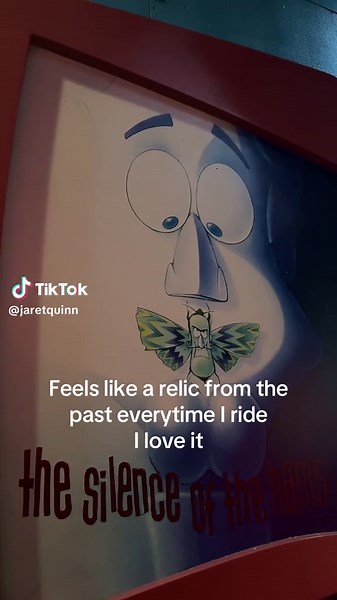 Experience the Magic of Toon Lagoon Ride