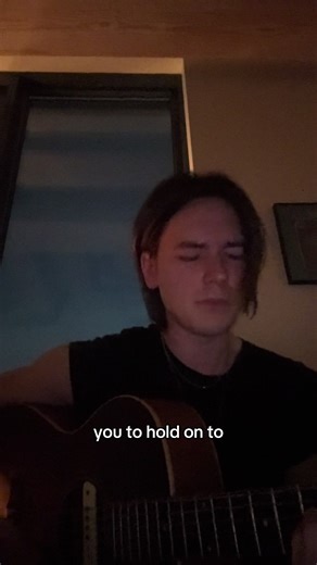 Hold on #holdon #singer