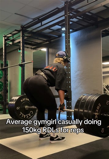 Mastering 150kg RDLs for Female Bodybuilders