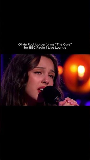 Olivia Rodrigo Debuts 'the cure' Live on BBC Radio 1 Live Lounge