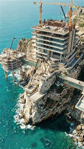 This Cliffside Villa Build is Absolutely Insane #architecture #construction #heavycivil
