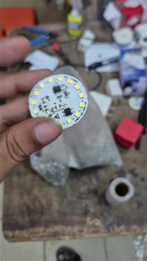 9-Watt LED light Gama Dob