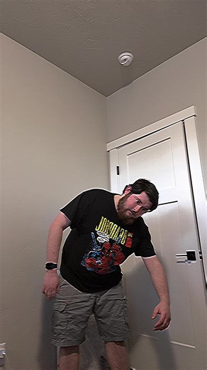 Part of me wishes I’d gotten to ride Adventures Through Inner Space, but then another part of me loves the fact that I grew up with Star Tours #disney #disneyland #animatronics #audioanimatronics #shermanbrothers