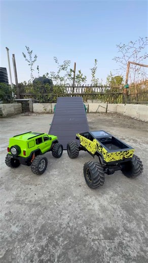 RC Cars Ramp Challenge! Monster Truck vs Crawler — Who Jumps Better?
