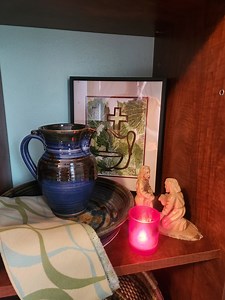 Join Deacon Beth Anderson in a prayer practice based in Ephesians 3:16 -18. "I pray that out of God's glorious riches he may strengthen you with power through his Spirit in your inner being, so that Christ may dwell in your hearts through faith. And I pray that you, being rooted and established in love, may have power, together with all the Lord’s holy people, to grasp how wide and long and high and deep is the love of Christ." | Prairie Faith Devotions
