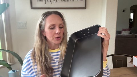 Tiawudi Lasagna Pan with Handles, 15x10x3 Inch Bakeware for Oven, Nonstick Rectangular Roasting Pan, Deep Baking Dish for Cake and Brownie, Heavy Duty