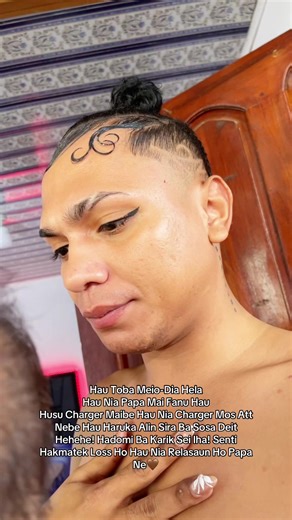 Hau Toba Meio-Dia Hela Hau Nia Papa Mai Fanu Hau Husu Charger Maibe Hau Nia Charger Mos Att Nebe Hau Haruka Alin Sira Ba Sosa Deit Hehehe! Hadomi Ba Karik Sei Iha! Senti Hakmatek Loss Ho Hau Nia Relasaun Ho Papa Ne🤎#timorleste #xbycza #fyp