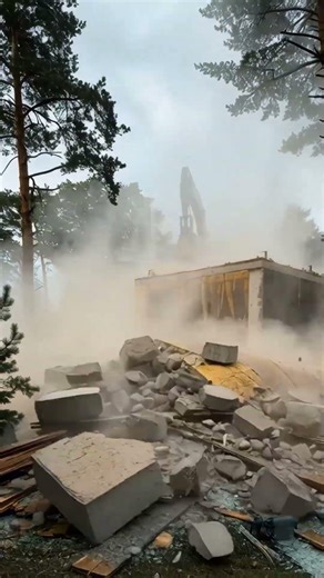 I Deleted This DREAM HOUSE in 15 Seconds 😱🏗️ #Shorts