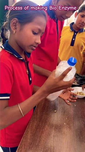 Process of making Bio Enzyme// Green School Project