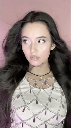 super model pose 😍 #trend #victoriasecret