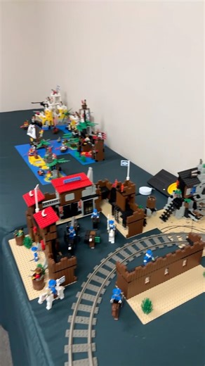 Day 47: Fort Legoredo: set 6769 from 1996 #legocollection #vintagelego #lego #afol #legowestern | Forbricksandgiggles