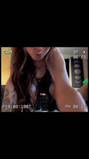 MELLY (@pytmellyy)’s videos with Use this if ur mid - ￶