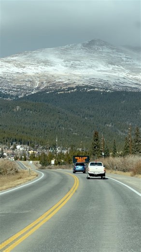 Scenic drive in Alma, Colorado #fblifestyle #Colorado #travel #mountains | Explore Colorado with Rupam Dewan