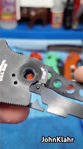 Compression Lock Is A Liner Lock?