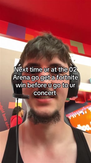 @stef never lost a game of fortnite at the 02 #fortnite #dontoliver #02 #concert #fyp #steeno