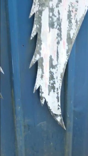 Old timey painted corrugated metal art #corragated #wings