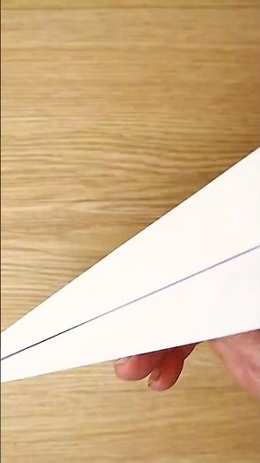 Dieser Papierflieger fliegt extrem weit! ✈️🔥 #bastelmitkindern #bastelanleitung #craft #diy