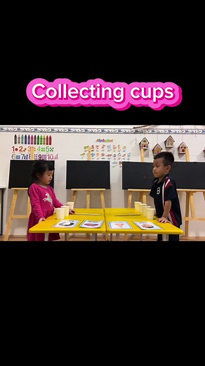 Bé vừa được #hoctienganh vừa được rèn luyện các kỹ năng khác nhau, sự khéo léo, vận động tinh, sự phối hợp 2 bàn tay #face #game #english #englishforkids #tienganhchobe #tienganhmamnon #TiếngAnhCôMẫn #dayhocsangtao