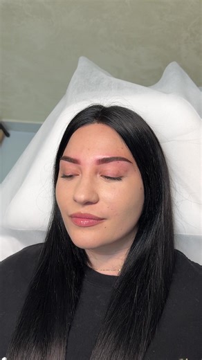 The Benefits of Powder Brows for Perfect Eyebrows