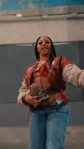 Urban Philly News on Instagram: "after successfully carryn WBPA 🏀 for last 2 seasons WPBA🏀 MVP @kayglizzygang 🔐 drops visual for latest track “Drill Shit” & its a 💣 🔥"