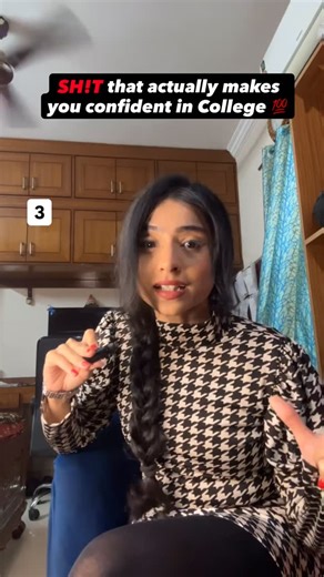 Maddie on Instagram: "Fake texting to avoid eye contact is the worst thing that ruins confidence and increases insecurity. #confidence #collegestudent #collegelife #collegerelationships #highvaluewoman"