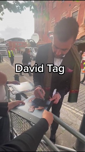 sl_autographs on TikTok