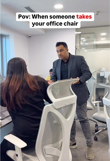 Hilarious Office Chair Moments That Will Make You Laugh