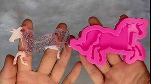 Unicorn Keychain Mold,Unicorn Shape Silicone Mold,Unicorn Mold,Unicorn Resin Mold, Unicorn Mould, Unicorn Chocolate Mold, Unicorn Cake Mold, Unicorn Candy Mold