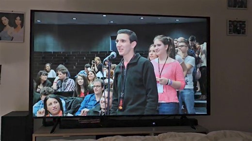 23K views · 444 reactions | Juste pour rire  Les premières minutes de la première Convention Charmed, autant vous dire que je tremblais comme une feuille en me retrouvant face a Holly & Shannen Tellement que mon Anglais est sorti de manière très aléatoire et ça a bien fait rire les actrices et tout le monde  Depuis je m'exprime plus facilement je vous rassure 藍 | Charmed -France- | Facebook