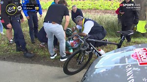 Sturz bei Tempo 61: Sprintstar Philipsen bei der Tour raus