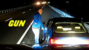 A Day in The Life of an American Truck Driver - Road Rage, Brake Check, Car Crash, Instant Karma USA #3 ➖➖➖➖➖ My socials: ✔️Instagram: https://www.instagram.com/dashcamless... ✔️TikTok: https://www.tiktok.com/@dashcamlessons ✔️Youtube: https://www.youtube.com/c/DashcamLessons ✔️Facebook: https://www.facebook.com/dashcamlessons | Dashcam Lessons