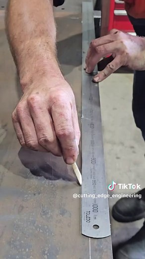 Franna Fookin Friday: Fabrication and Welding Process