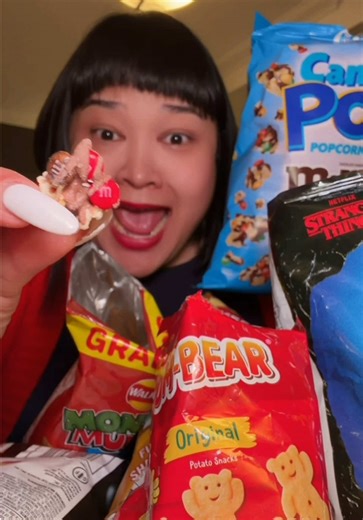 มาแล้วแกะขนมในซุ๊ปเปอร์ลอนดอน #พั้มกินลอนดอน #พั้มกิน #พั้มกิ้น