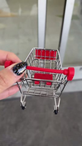 Exploring the Mexican Mini Toy Market – Tiny Treasures Everywhere!