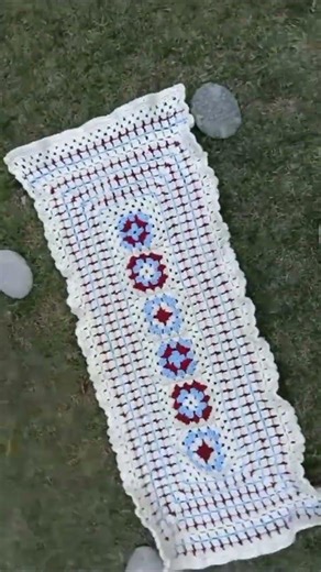 crochet simple rectangle table runner for beginners