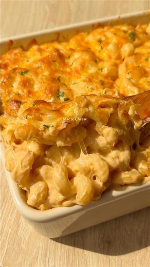 Creamy Baked Mac & Cheese #macandcheese