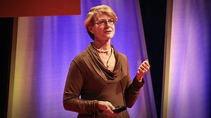 Learning from leadership's missing manual