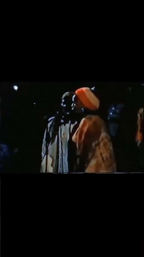 Rare video of “Keep on Moving” Bob Marley and the Wailers. 1976 (Smile Jamaica Concert)