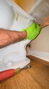 4K views · 4 comments | COMPLETE Toilet Tank REBUILD #plumbing #plumber #plumbersofinstagram #toilet #plumbingrepair #howto #diy #asmr #reels #serviceplumber | Theconservativeplumber | Facebook