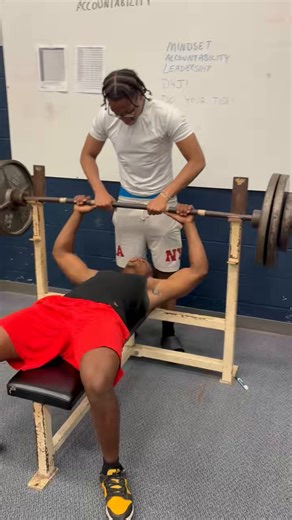 RT @HHunter43: Getting back in the groove6️⃣💪🏾#srsznloading